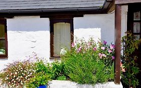 Stunning Annexe 1 Luxury Bedroom, Eating Area & Bathroom Only!