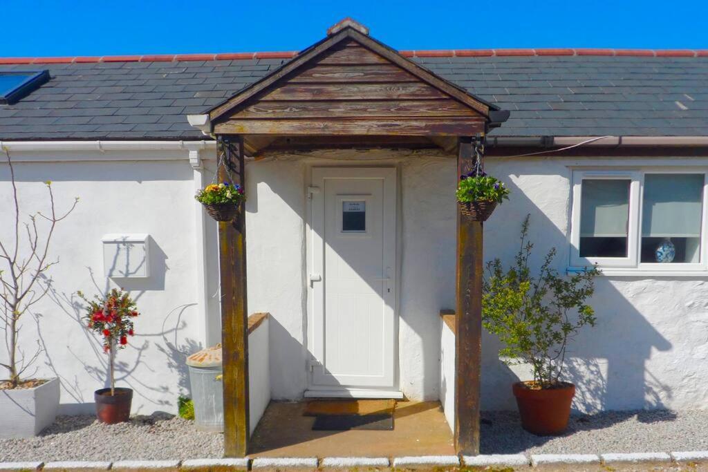 Stunning Annexe 1 Luxury Bedroom, Eating Area & Bathroom Only! Truro Esterno foto