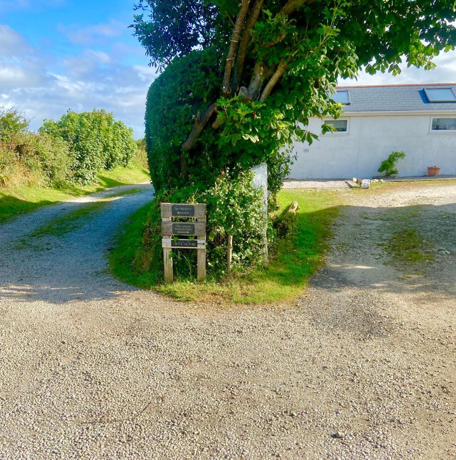 Stunning Annexe 1 Luxury Bedroom, Eating Area & Bathroom Only! Truro Esterno foto